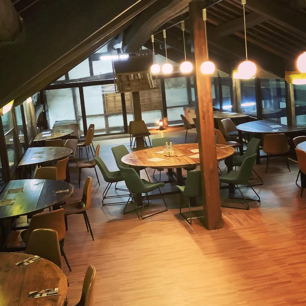 美冨久酒造の店内画像